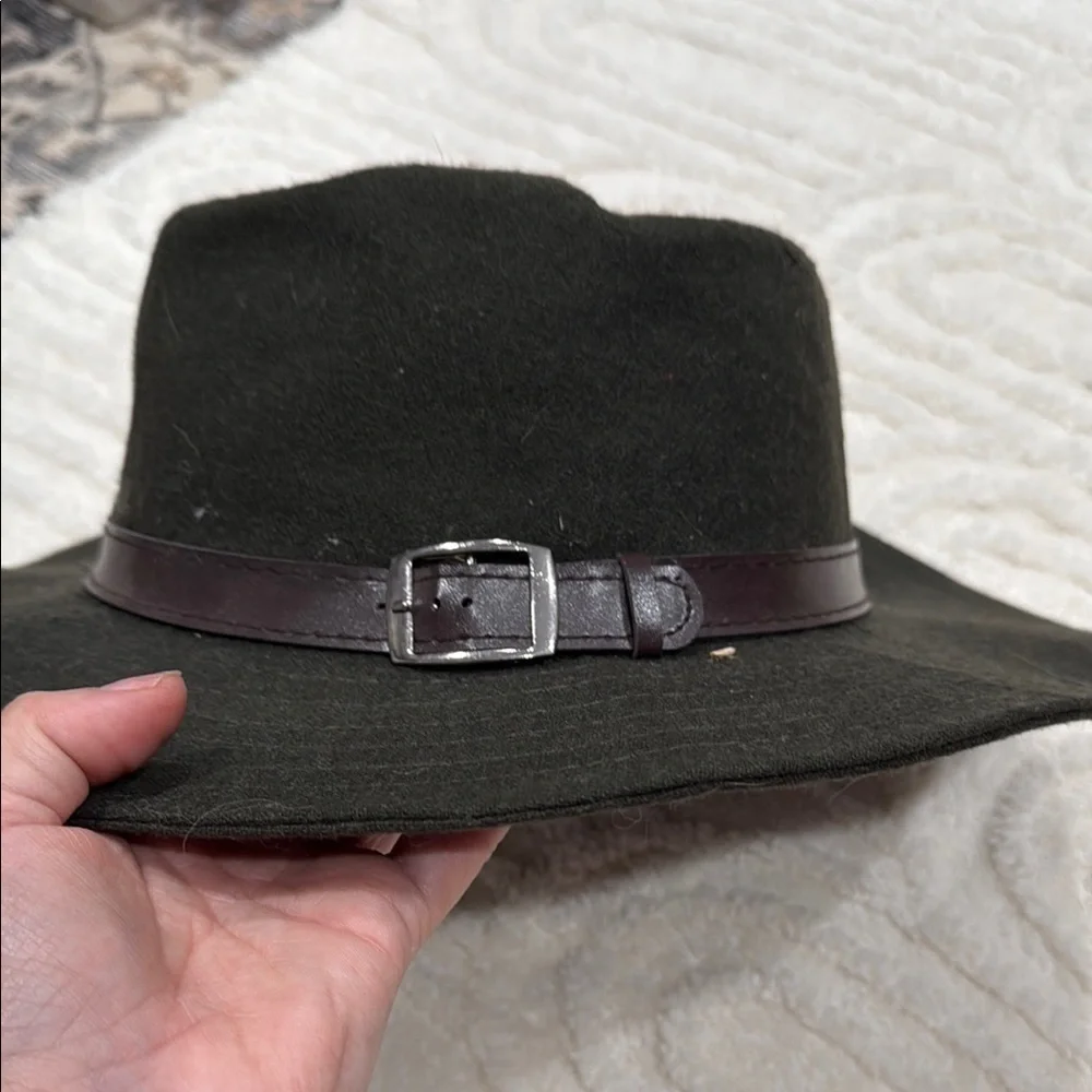 Dark Green Fedora Hat with Brown Band - Picture 3 of 4